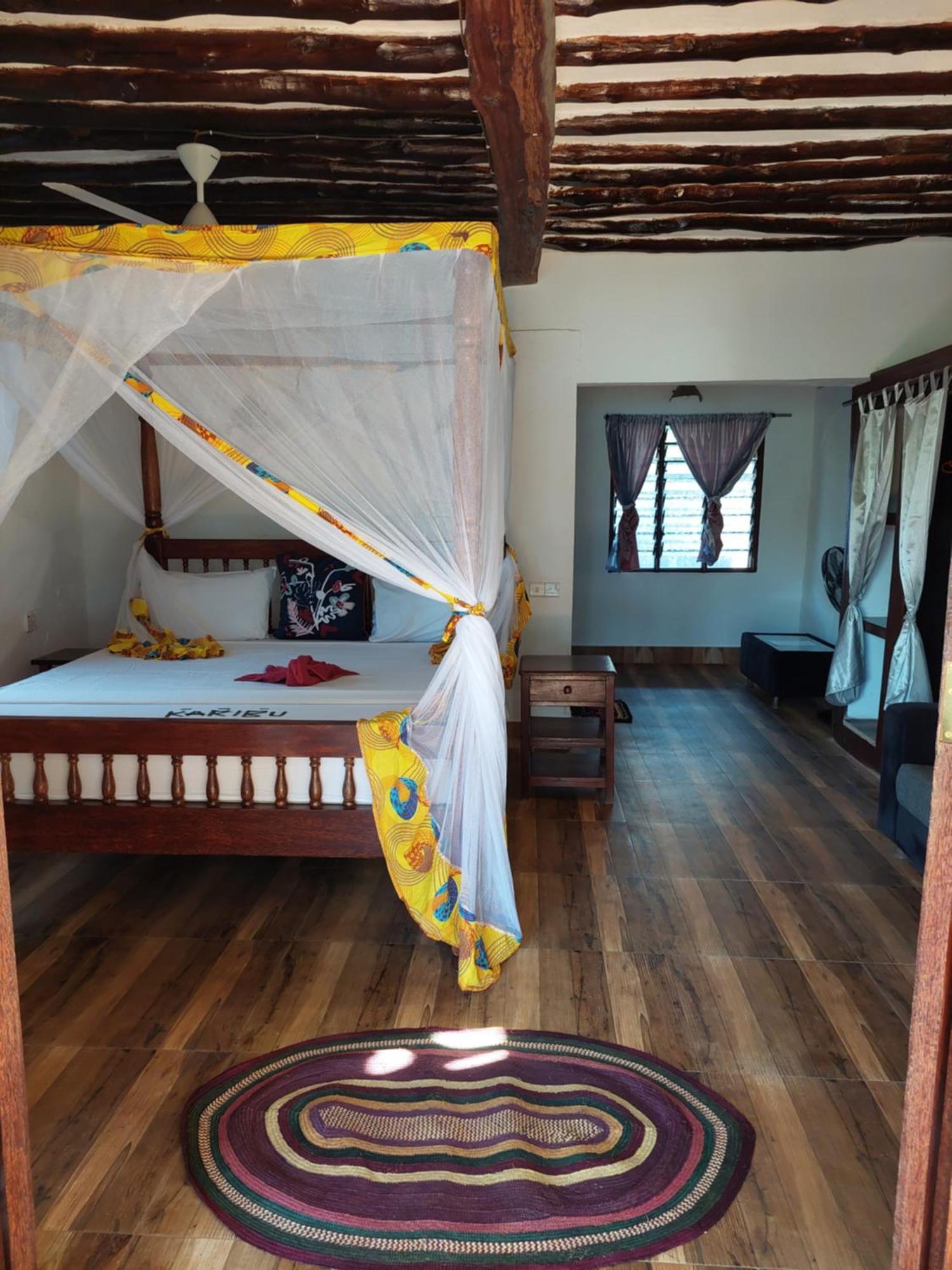 Queen Of Sheba Beach Lodge Pongwe Exterior photo