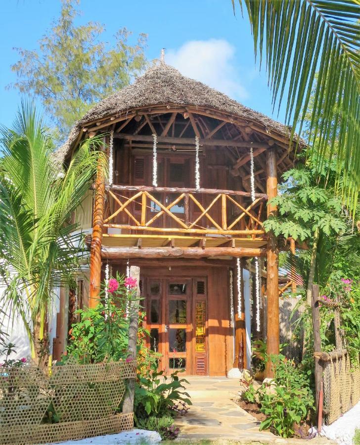 Queen Of Sheba Beach Lodge Pongwe Exterior photo
